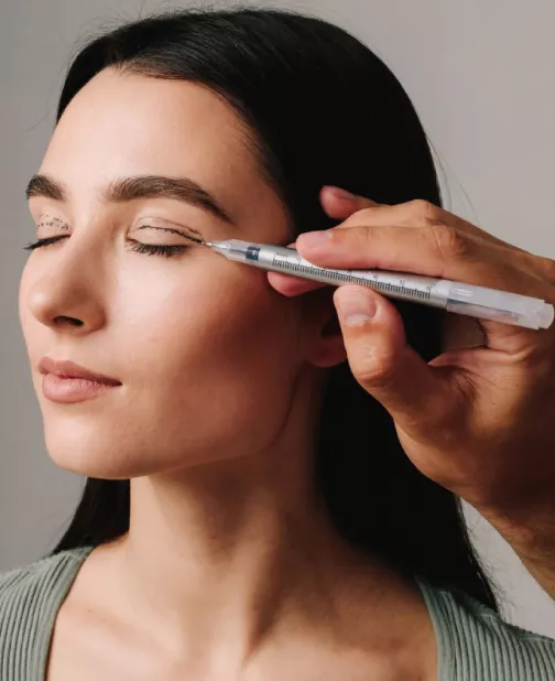 blepharoplasty-1.jpg